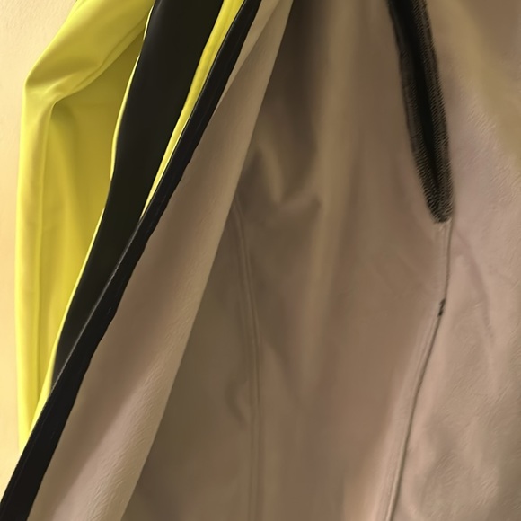 Women’s cycling jacket NWT - Picture 6 of 6